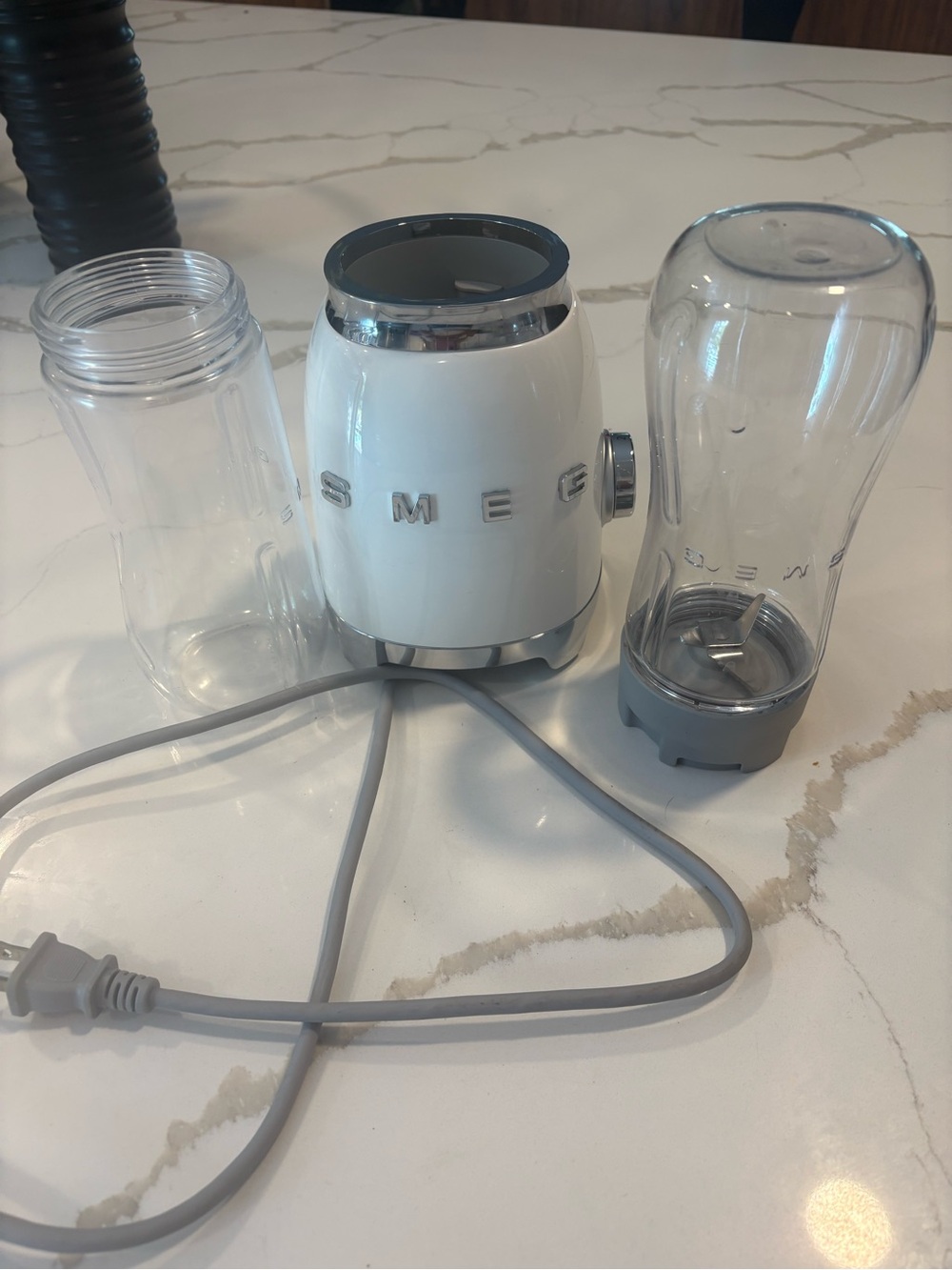 White Personal Blender with extra Jar